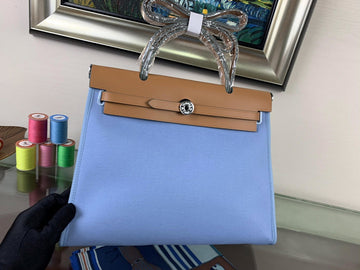Makersluxe - HMS Bags - 1960
