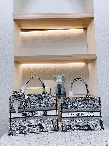 Makersluxe - DOR2 Bags - 005