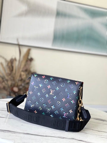 LV Monogram M21209