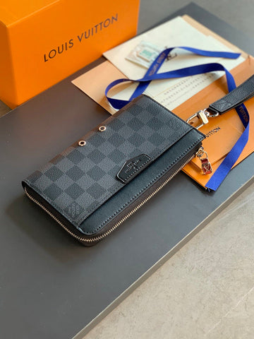 Makersluxe LOV Wallets - 489