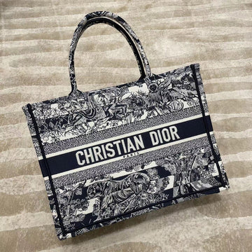 Makersluxe - DOR Women Bags - 106
