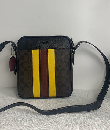 Makersluxe CAH Bags - 565