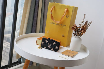 Makersluxe - LOV Wallets - 359