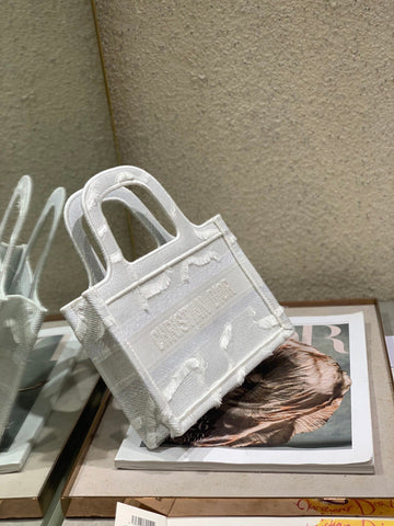 Makersluxe - Luxury Bags - DIR - 745