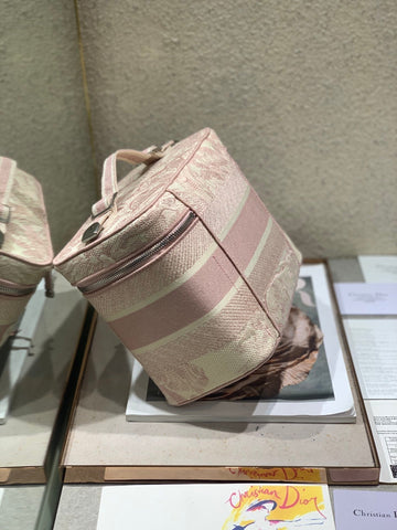 Makersluxe - Luxury Bags - DIR - 767