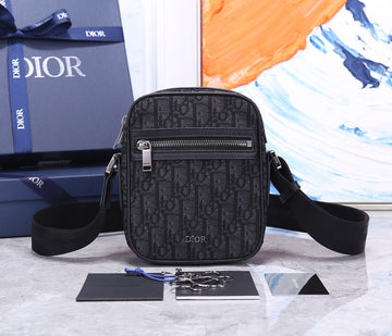 Makersluxe - Luxury Bags - DIR - 890
