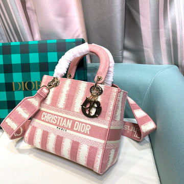 Makersluxe - Luxury Bags - DIR - 762