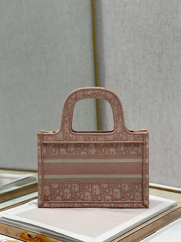 Makersluxe - Luxury Bags - DIR - 417