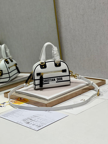Makersluxe - Luxury Bags - DIR - 636