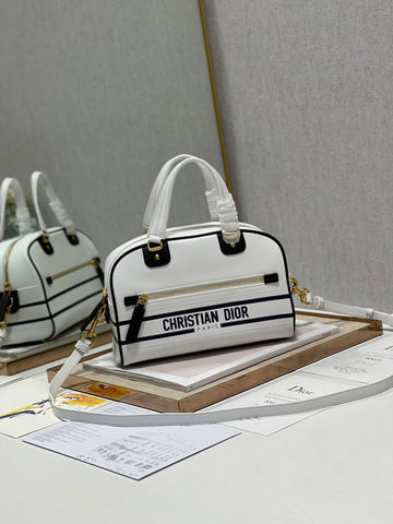 Makersluxe - Luxury Bags - DIR - 638