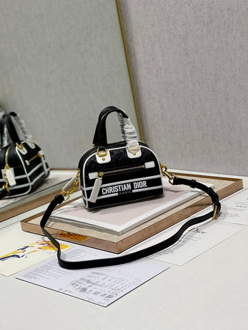 Makersluxe - Luxury Bags - DIR - 645
