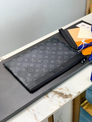 Makersluxe - Luxury Wallet - LU-V - 071