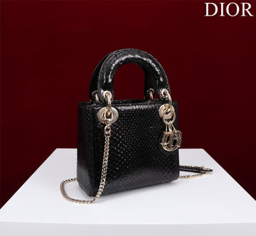 Makersluxe - Luxury Bags - DIR - 191