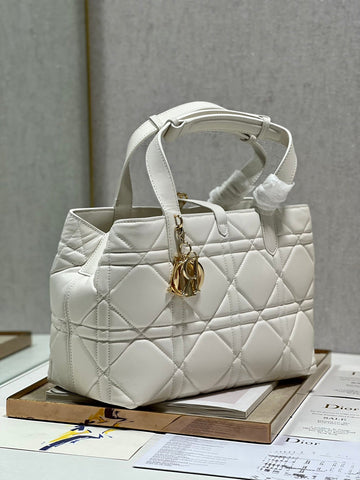 Makersluxe - Luxury Bags - DIR - 008