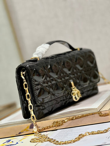 Makersluxe - Luxury Bags - DIR - 222