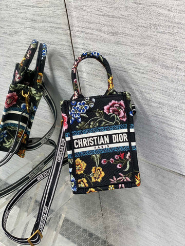 Makersluxe - Luxury Bags - DIR - 161