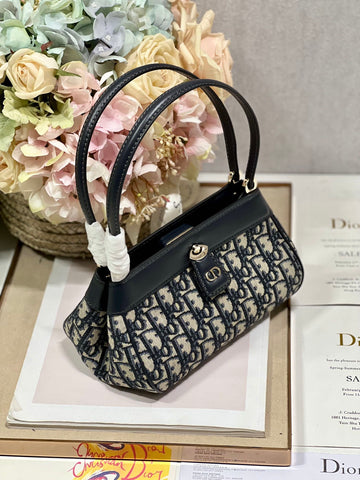 Makersluxe - Luxury Bags - DIR - 140