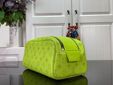 Makersluxe - Luxury Wallet - LU-V - 003