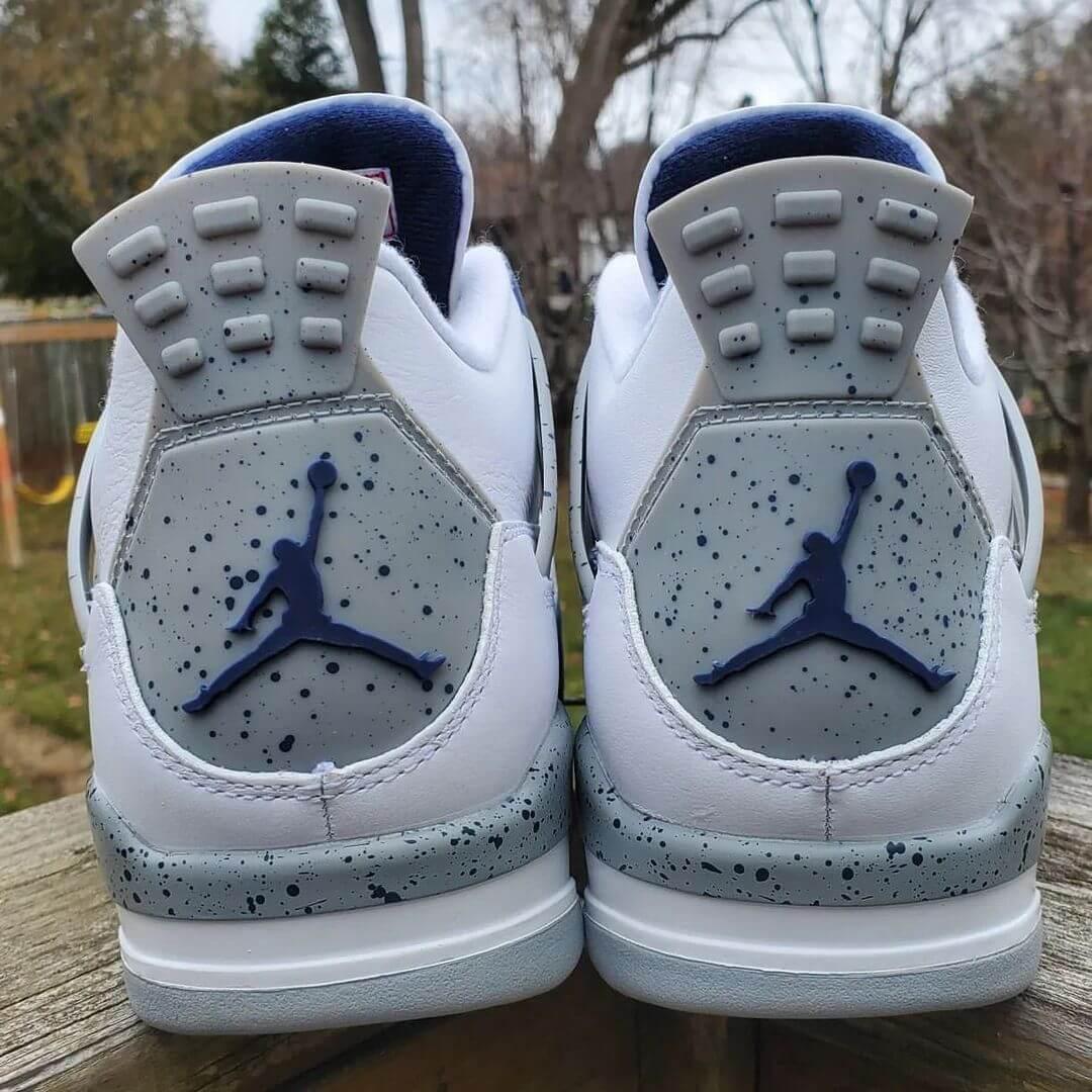Air Jordan 4 Retro Midnight Navy