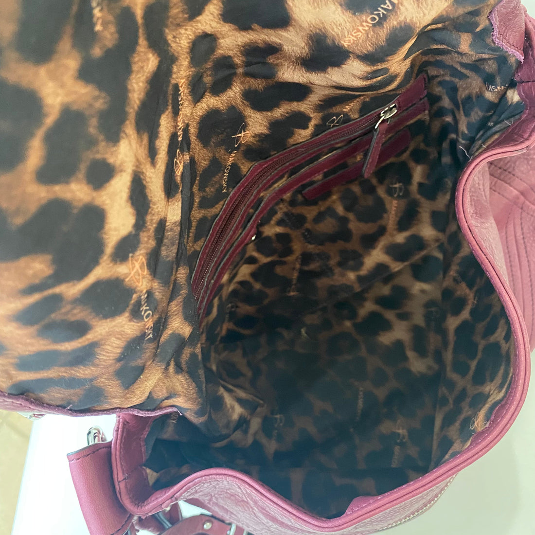 B. MAKOWSKY Leather Shoulder Bag Magenta