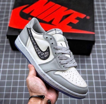Custom Dior x Air Jordan 1 CN8608-002