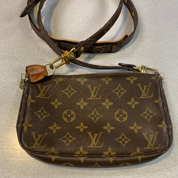 Louis Vuitton Monogram Pochette