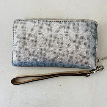 MICHAEL KORS Wristlet Wallet Silver Metallic