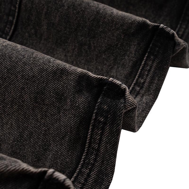 Loose Pleated Straight-fit Jeans