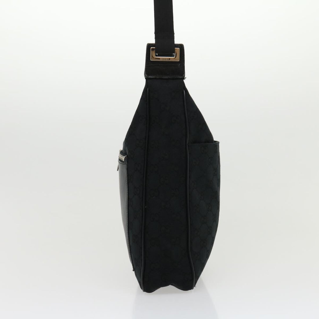 GUCCI GG Canvas Shoulder Bag Black ki2082