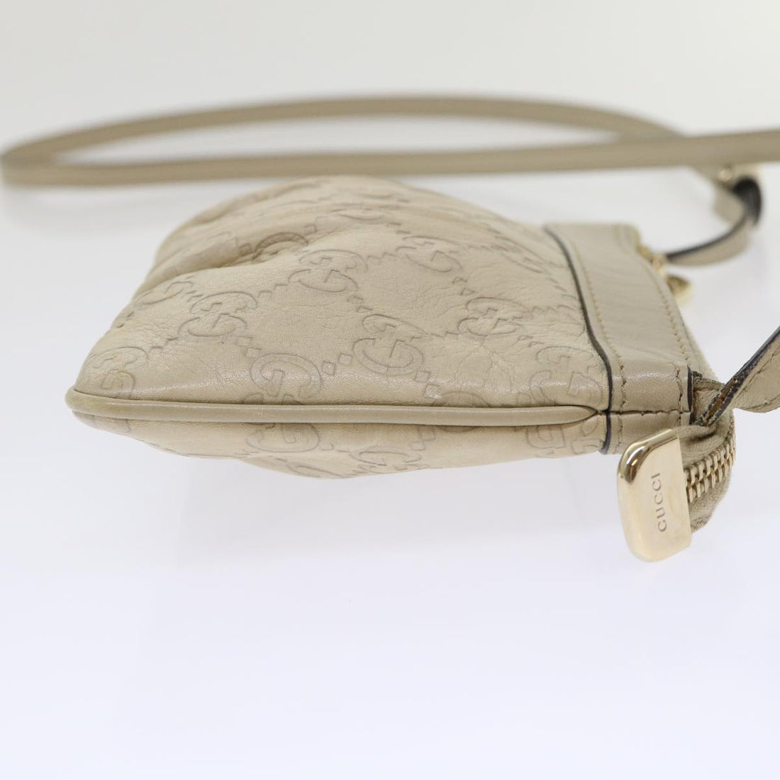 GUCCI GG Canvas Shoulder Bag White 212216 ki3158