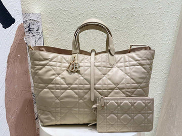 Makersluxe - Large Toujours Bag Beige Macrocannage Calfskin