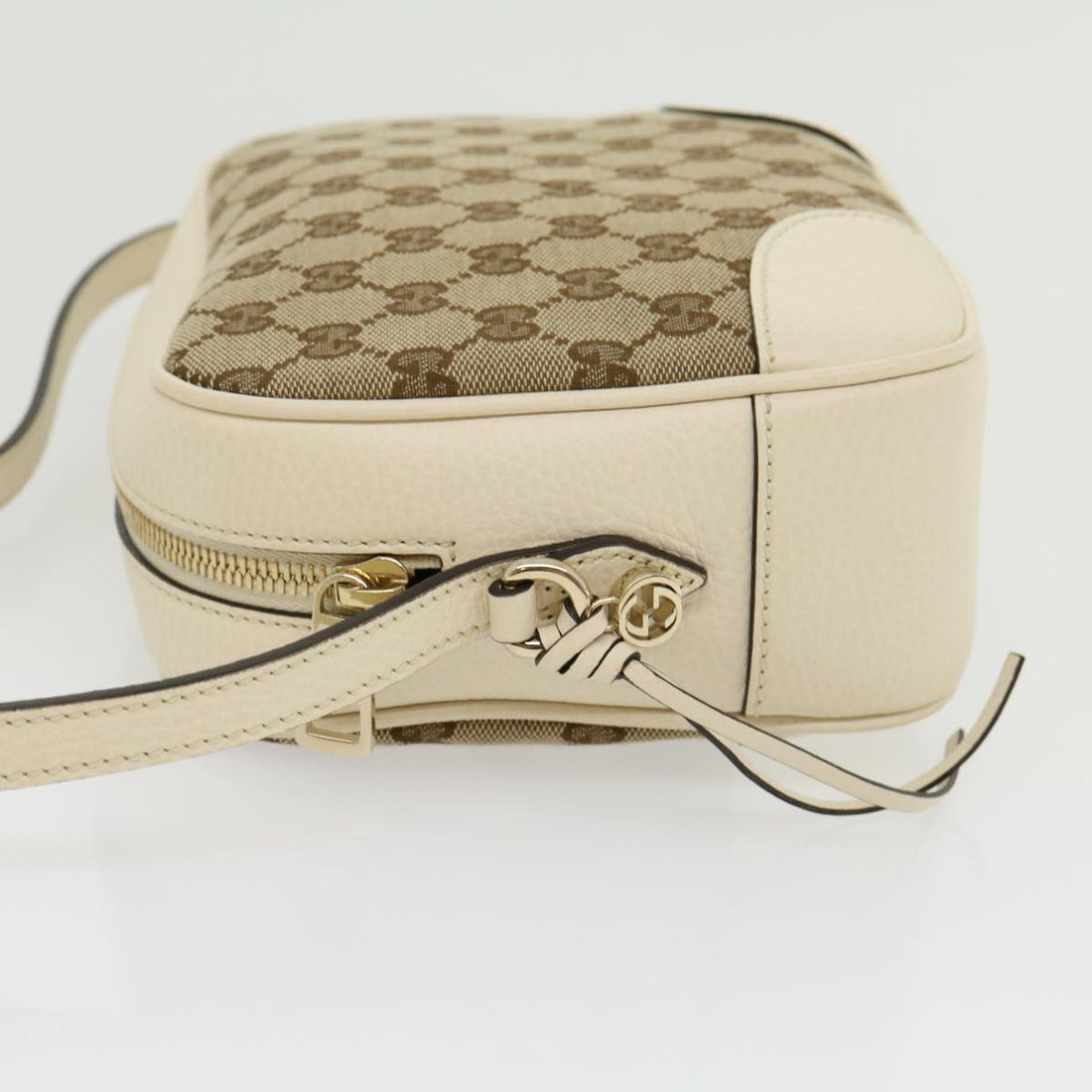 GUCCI GG Canvas Shoulder Bag Beige White lt557A
