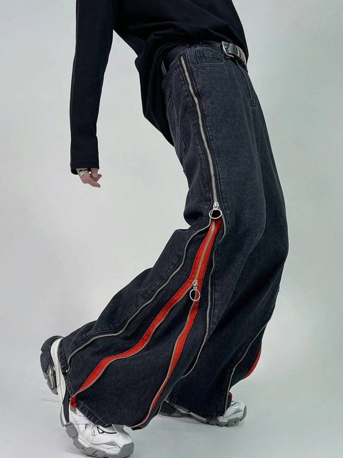 Makersluxe® - Zip Up Stripe Jeans