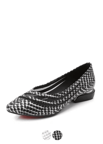 Makersluxe Shoes Kelly Women's Square Heel Pumps