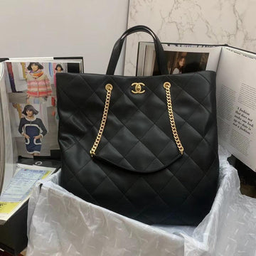 Makersluxe - Maxi Shopping Bag Calfskin In Black