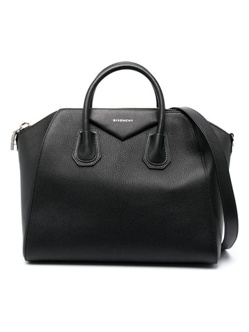 Antigona Medium Leather Handbag