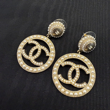 Chanel Coco Pearl Gold Post Earrings Medium