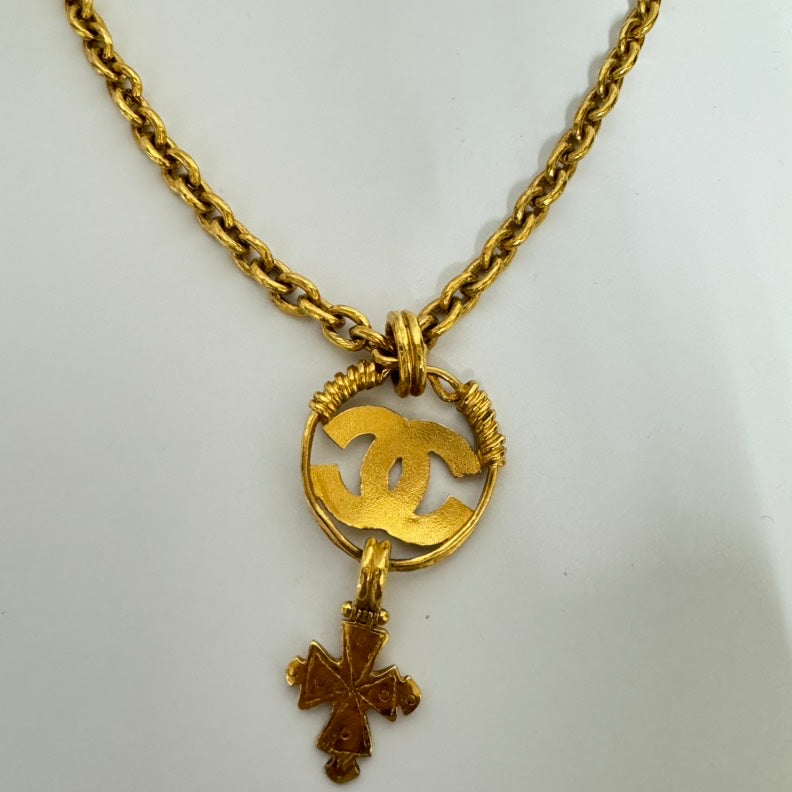 Chanel Gold Vintage CC Pendant Necklace