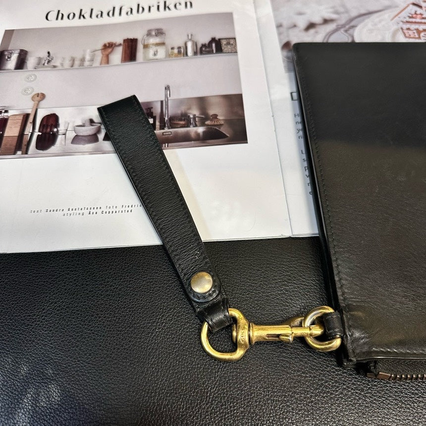 Gucci Black Leather Gold Tiger Logo Clutch Bag