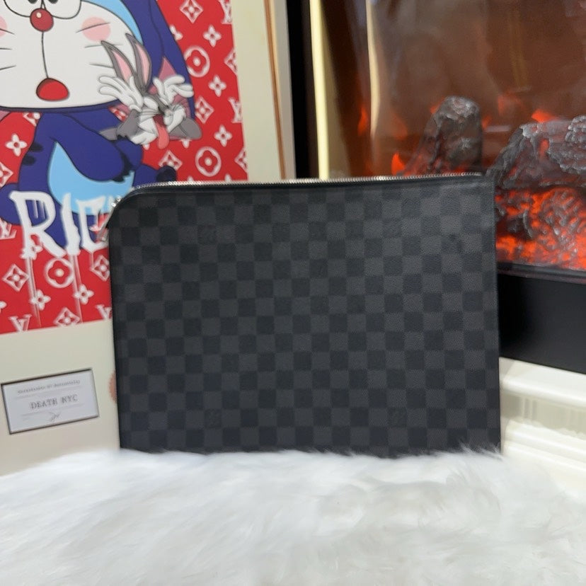 Louis Vuitton Damier Graphite Clutch