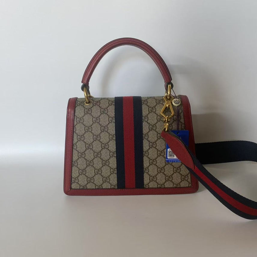 GUCCI GG Supreme Bee Shoulder Bag in Beige/Red