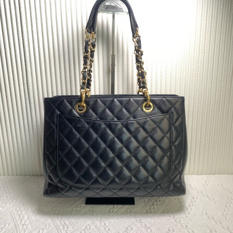 Preloved Chanel GST Black Quilted Leather Shoulder Tote Bag 11983436