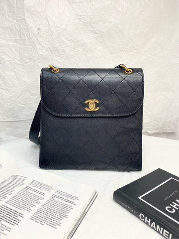 Chanel Black Gold Diamond Pattern Lychee Leather Kelly Shoulder Bag 20" * 21" with Card