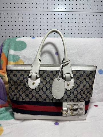 Preloved Gucci GG Supreme Tote Bag in Beige Canvas