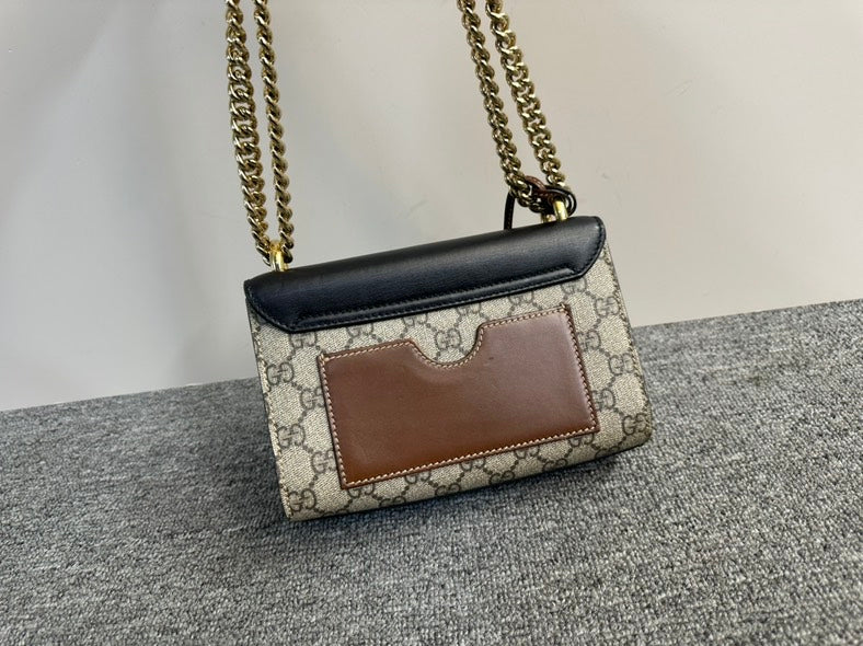Preloved Gucci Padlock Bag Beige Leather Shoulder Bag