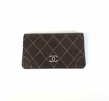 Chanel Quilted Brown Wallet B-1953 - Preloved Designer Accessory