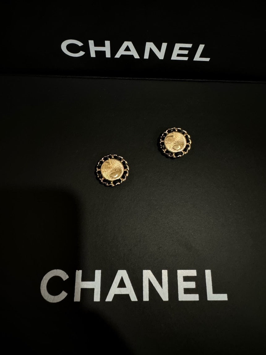 Chanel Sunflower CC Pearl Gold Chain Leather Earrings 21k
