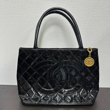 Chanel V0976  Black Tote Bag