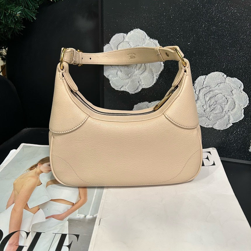 Gucci Aphrodite Cream Armpit Bag -  #JM Shoulder Bag