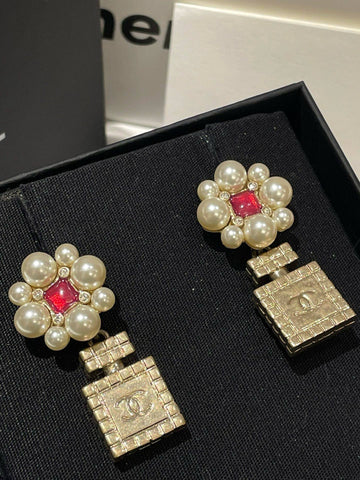 Chanel 21P Flower Perfume Bottle Earrings Gold Pearl Statement #13180